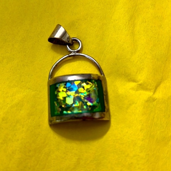 Jewelry - Vintage sterling Mexico pendant. Heavy. Diachronic glass.